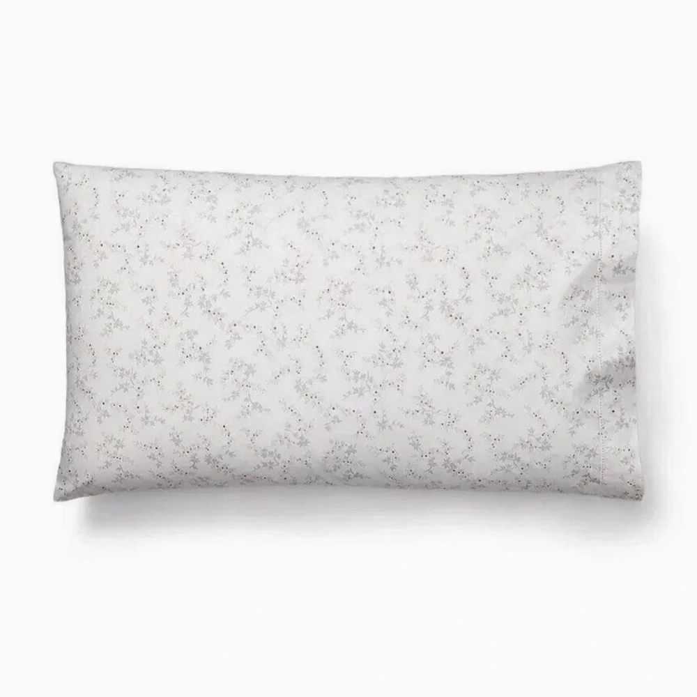 Ralph Lauren Carolyne Vine Pillowcases.